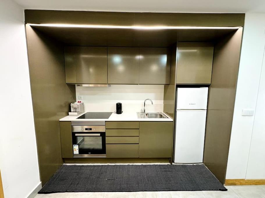 Apartamento Aconchegante Bairro Alto Lisbon Bagian luar foto
